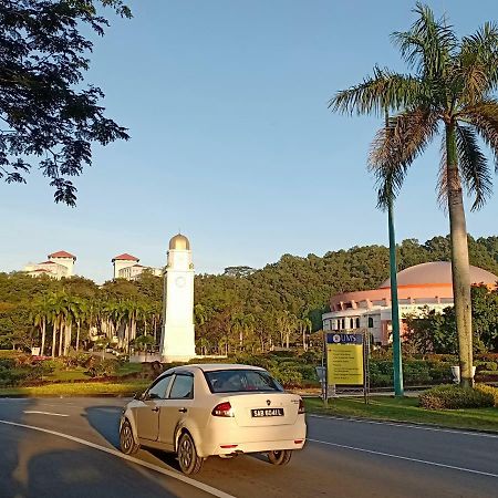 Sepanggar Kingfisher Homestay Kota Kinabalu Bagian luar foto